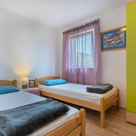 Apartment Utmar Cres