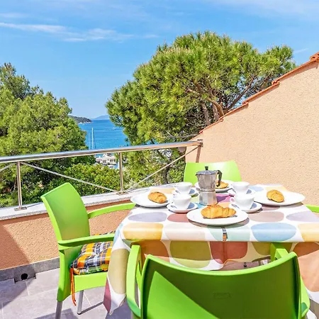 Apartment Utmar Cres